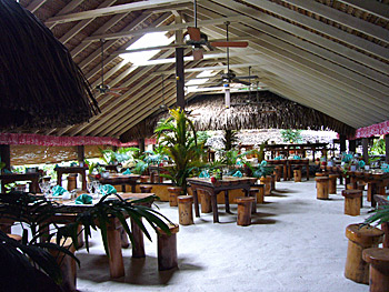 ... die Bar Bloody Marys auf Bora Bora ...