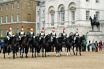... die Wachablösung in London ...
