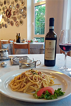 ... Spaghetti Carbonara als Vorspeise...