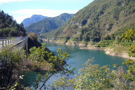 ... Lago di Valvestino ...