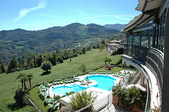 ... herrlicher View im Ort: Vesio ...