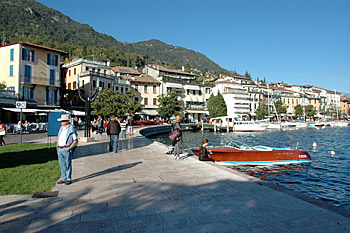 ... die Uferpromenade in Salo ...