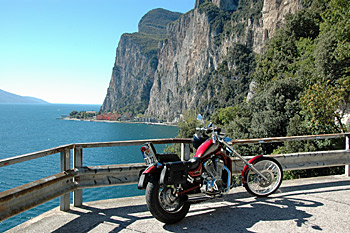 ... ein wunderschöner Platz mit fantastischem View ...