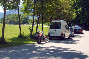 an einem Parkplatz bei Lenggries im Isartal