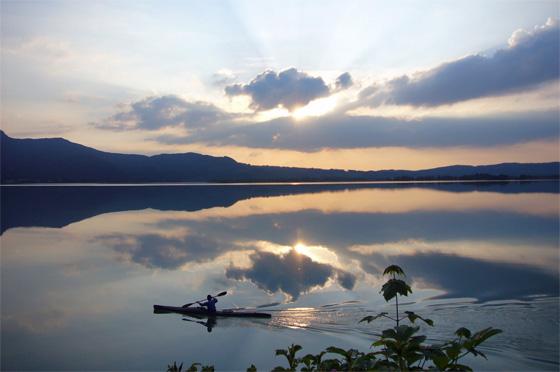 ... kommt ein Paddler vorbei ...