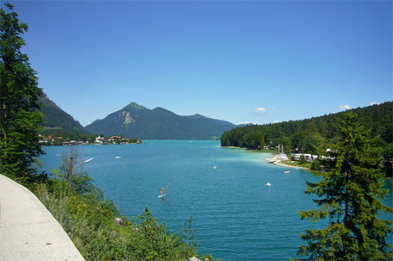 ... und traumhaftes Wetter - am Walchensee ...
