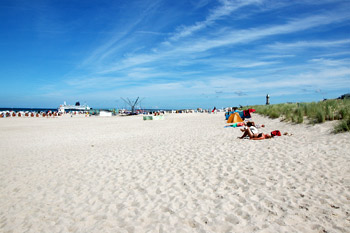 ... der Strand von Warnemünde ...