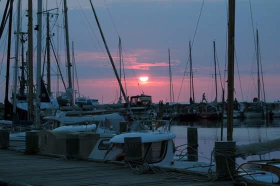... am Abend bin ich wieder zurück auf der Insel Poel und genieße den herrlichen Sonnenuntergang ...