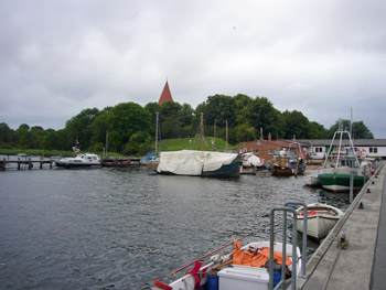 ... im Hafen von Kirchdorf auf der Insel Poel ...