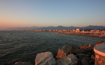 ... der Strand von Viareggio ...