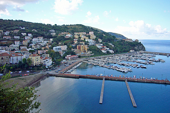 ... der Hafen von Agropoli ...