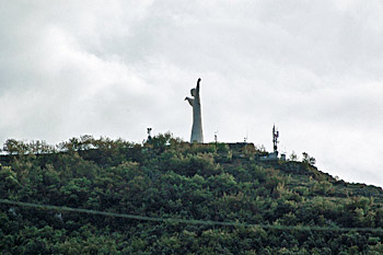 ... die Christusstatue von Maratea ...