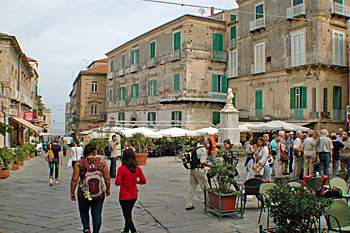 ... im Centrum von Tropea ...
