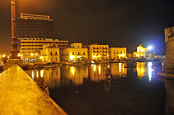 ... Gallipoli bei Nacht ...