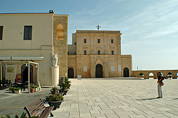 ... Chiesa di Cristo Re in Santa Maria di Leuca ...