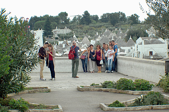 ... Alberobello - natürlich waren da auch ein paar Turis ...