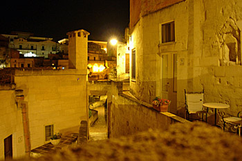 ... Matera bei Nacht ...