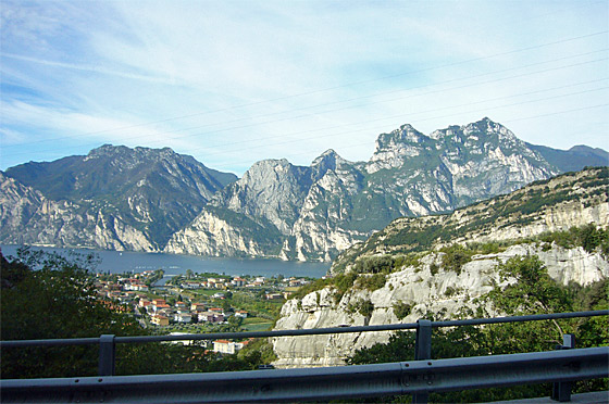 ... noch ein Blick zum Lago di Garda - ciao ciao bis bald ...