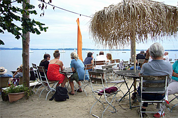 ... die Beachbar in Übersee ...