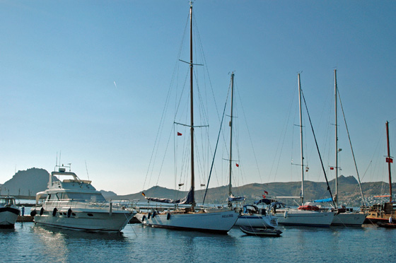 der Yachthafen von Yalikavak