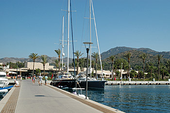 ... im Yachthafen von Yalikavak ...