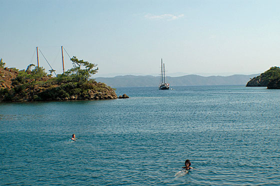 ... Baden in der Bucht von Cati Koyu ...